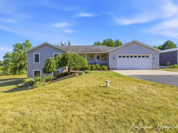 3350 Egner St NE, Cedar Springs, MI 49319