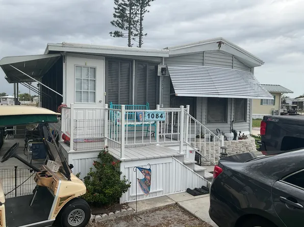 800 Kay Rd NE, Bradenton, FL