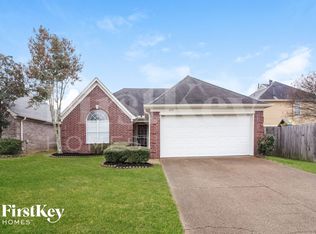 6935 Naples Dr, Cordova, TN 38018