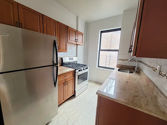 Rented by Bruma Realty LLC | media 3