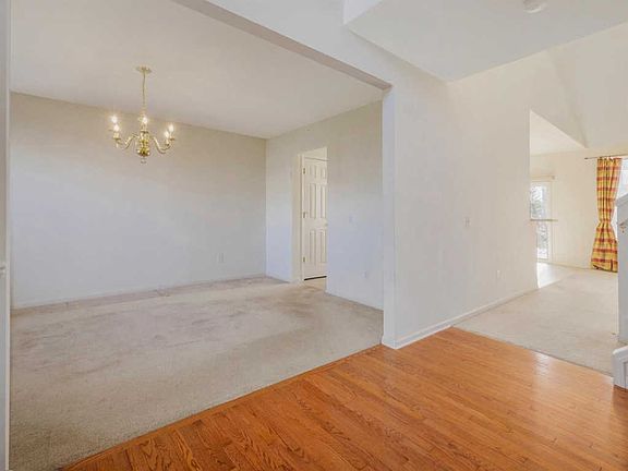 3rd image of 27563 Cardinal Ct #153