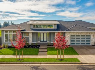 5876 SE McInnis St, Hillsboro, OR