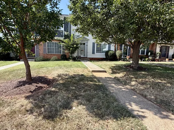 305 W Cadbury Dr #1, Lynchburg, VA 24501