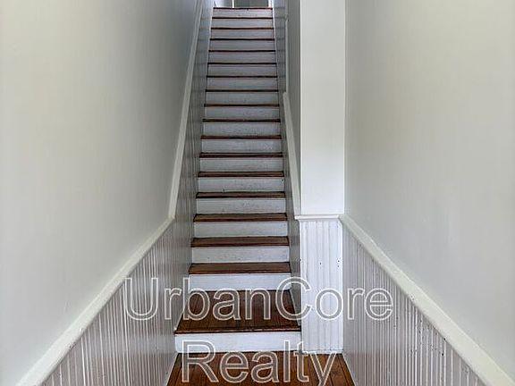 3rd image of 621 N 31st St #B