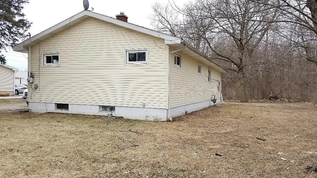 3 bed, 1248 sqft, $1,500 — Photo 2