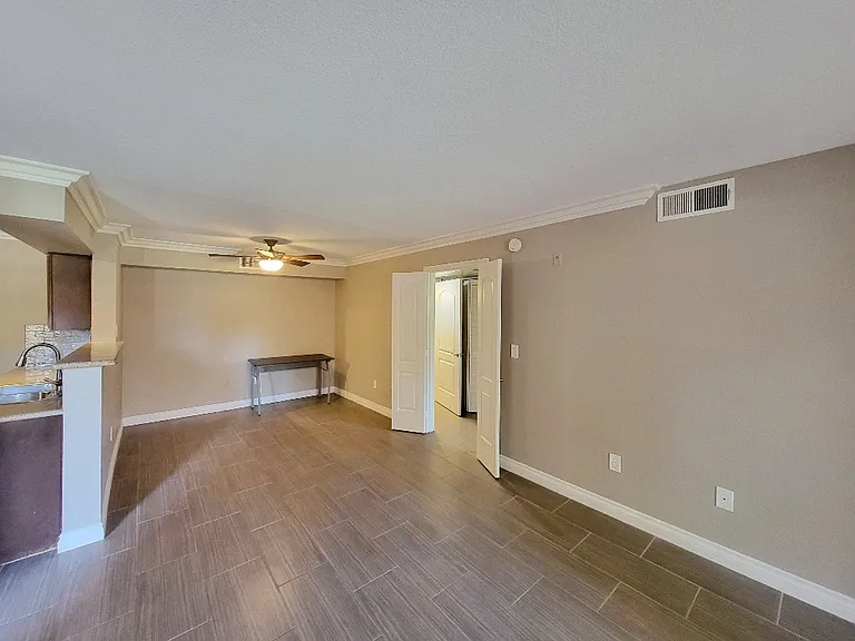 8101 W Flamingo Rd #1160 — Photo 4