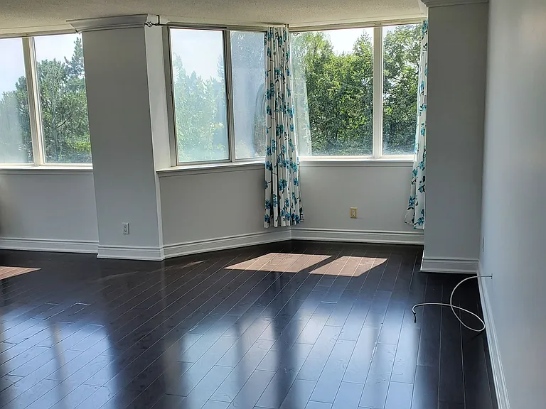 11753 Sheppard Ave E #324 — Photo 21