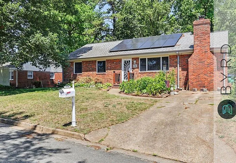 3708 Grandel Dr — Photo 2