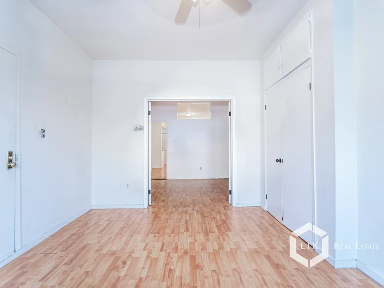 784 Bergen St #1R — Photo 9