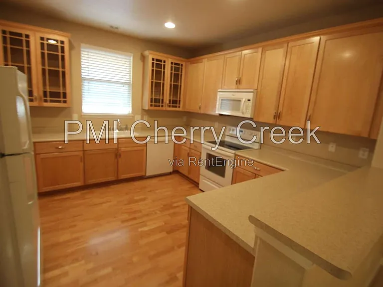 6385 S Xanadu Way — Photo 16