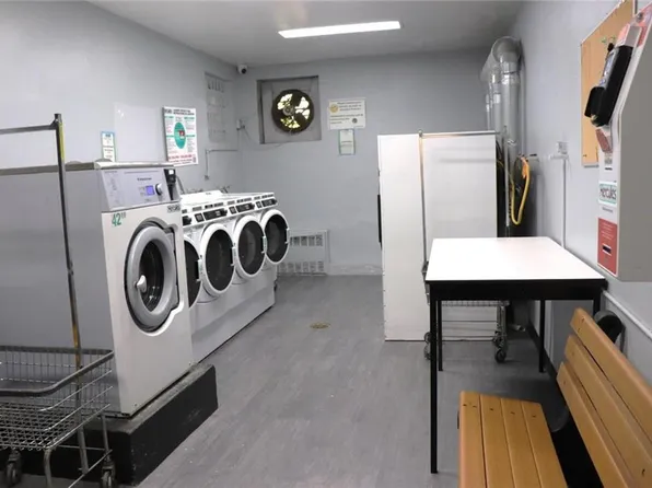 1199 East 53rd Street image 13 of 13