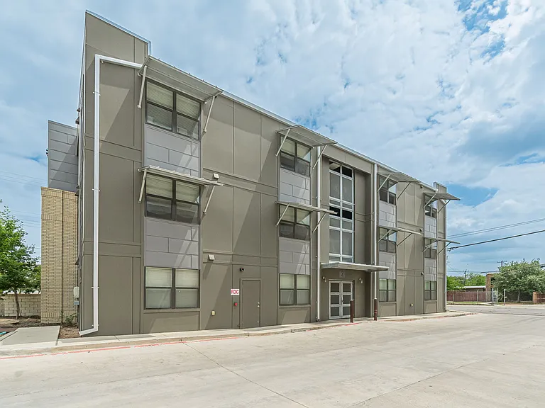 711 S Frio St #1301 — Photo 31