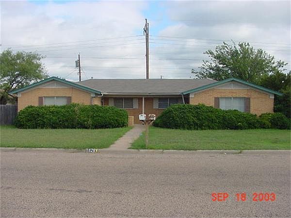 1st image of 826 Vista Ln