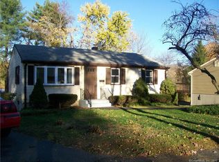 24 Dewey Pl, Plainville, CT 06062