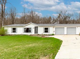 944 W Olson Rd, Midland, MI 48640