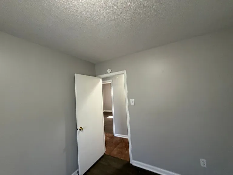 6273 Tulane Rd — Photo 32