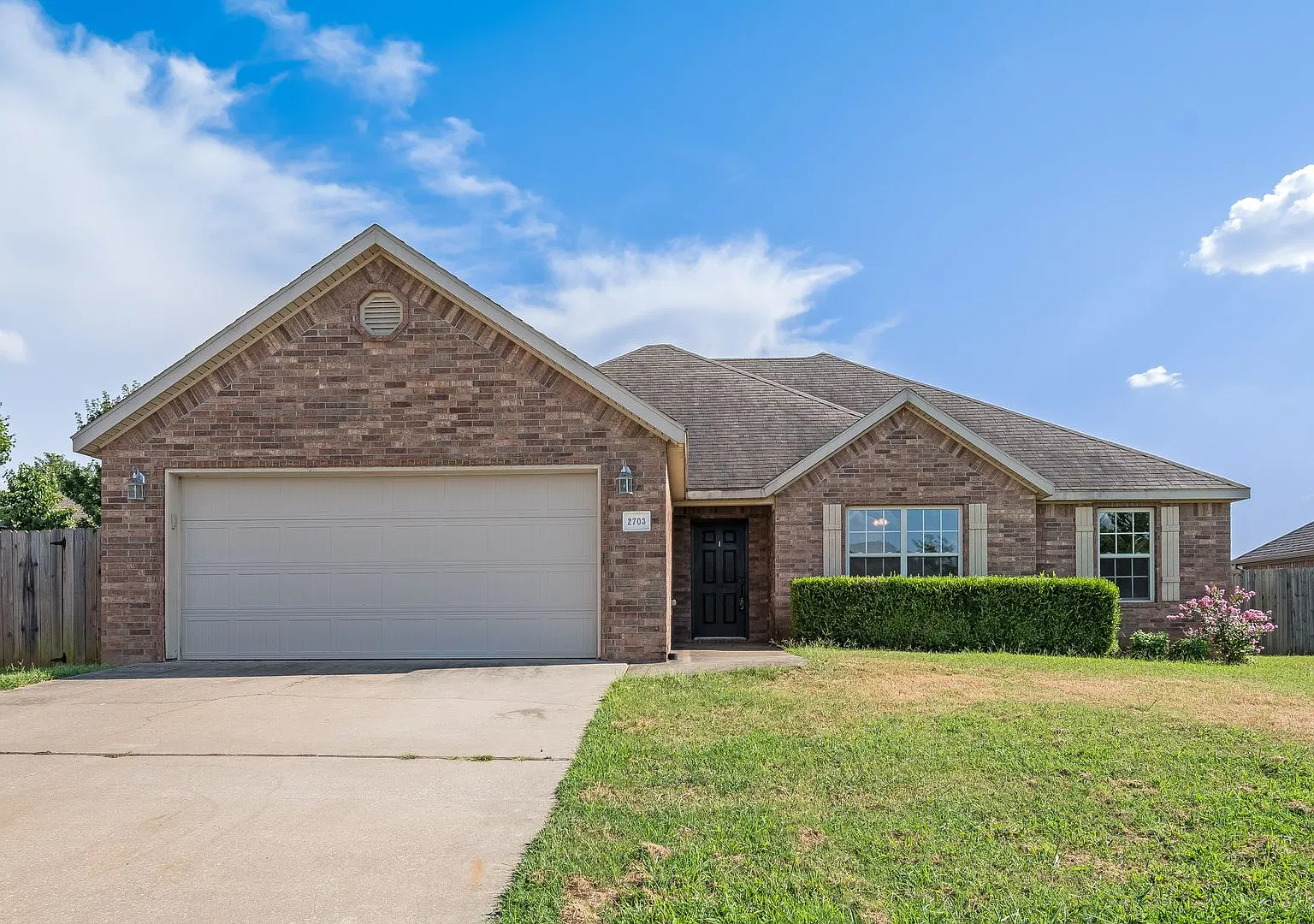 Welcome to your stunning home — Photo 2