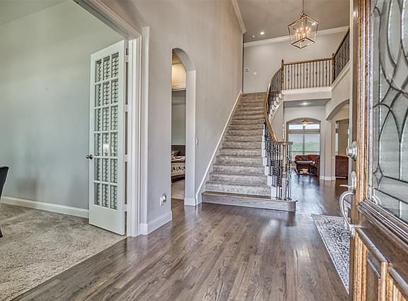 4th image of 738 Lazy Brooke Dr