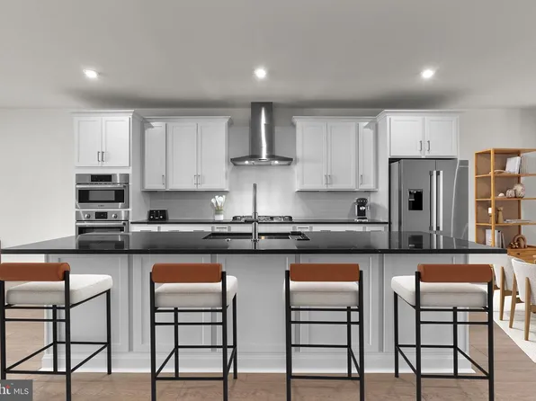 44510 Lowestoft Sq, Ashburn, VA 20147