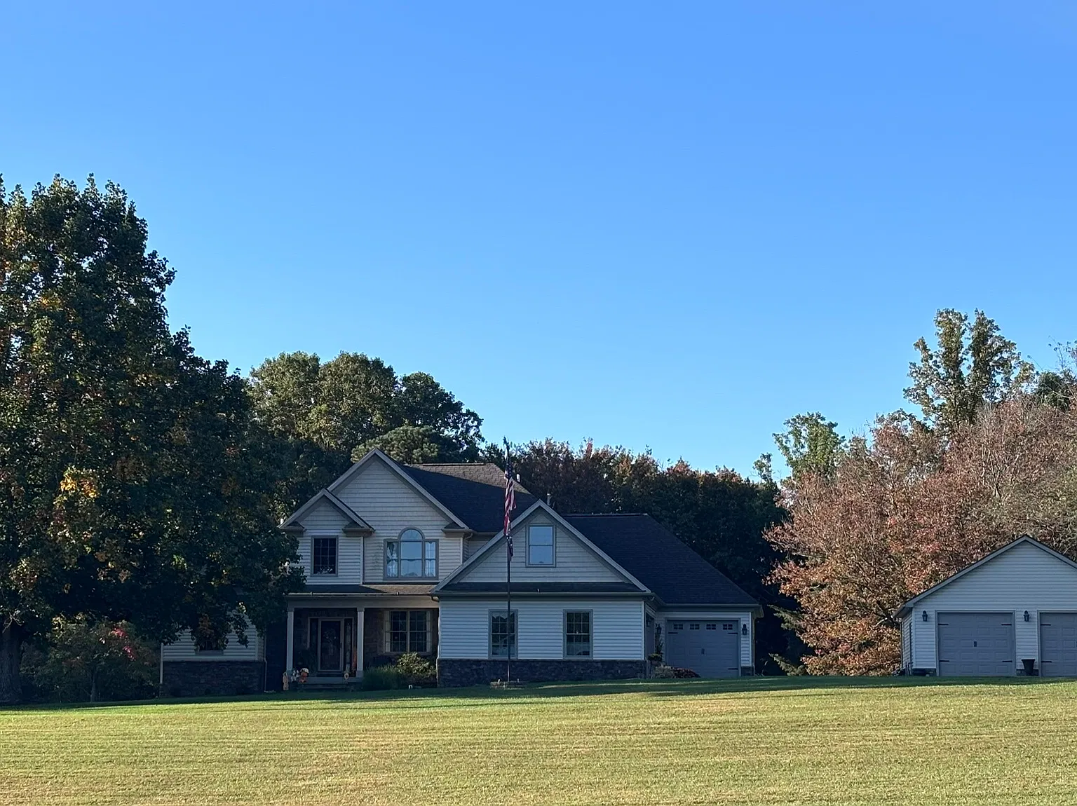 195 Solar Drive - 1 — Photo 2