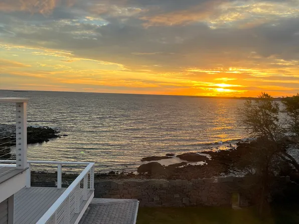 101 Granite St APT 3, Rockport, MA 01966