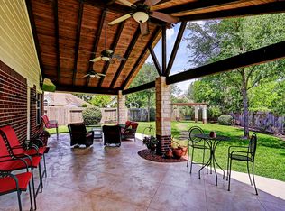 17106 Shadow Ledge Dr, Houston, TX 77095