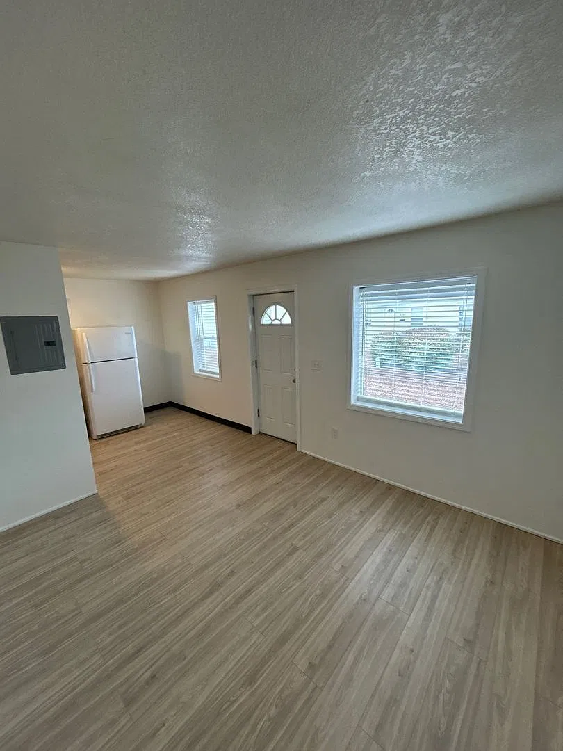 1 bed, 1.0 bath, $1,025 — Photo 4