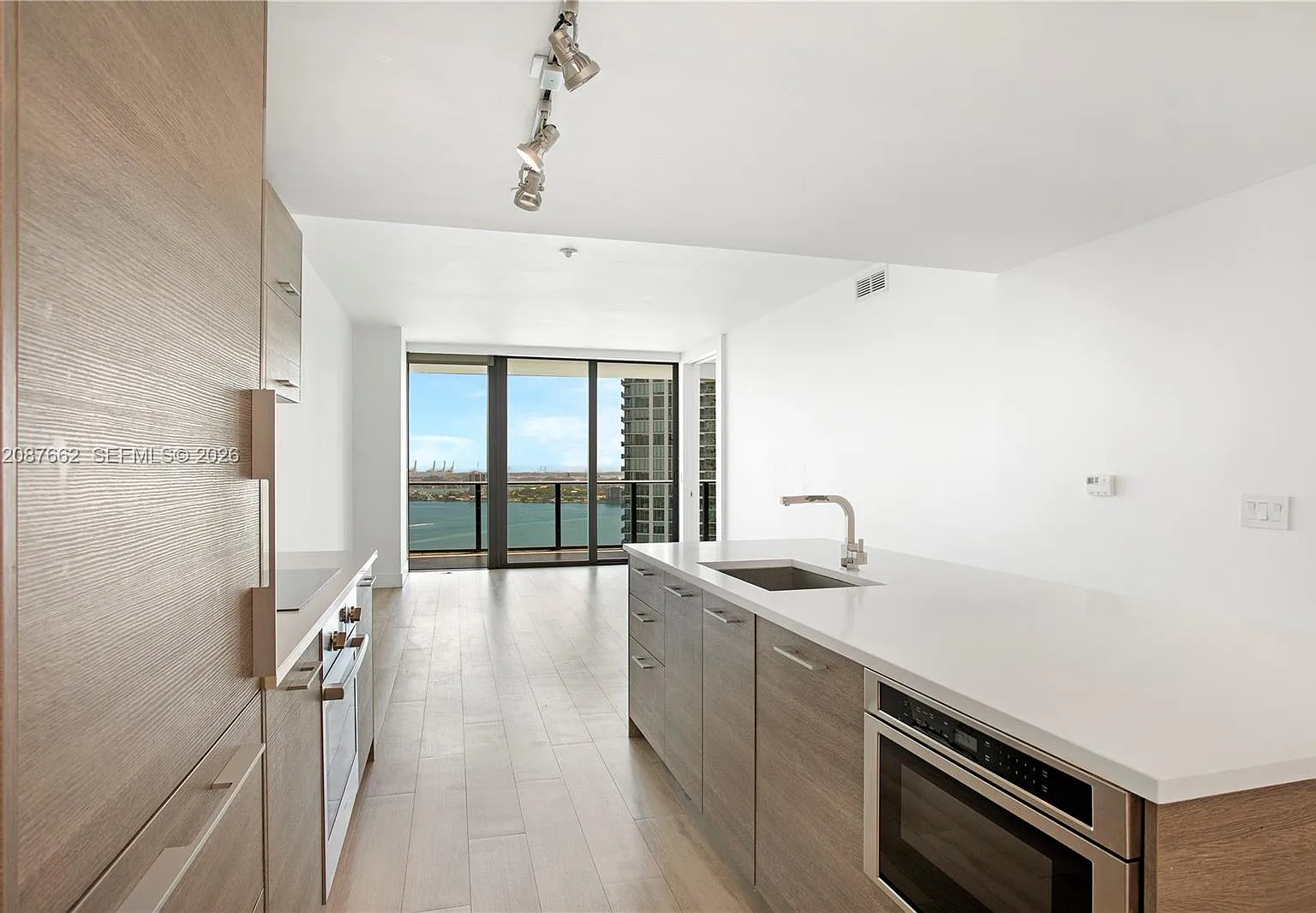 Paraiso Bay Condo — Photo 2