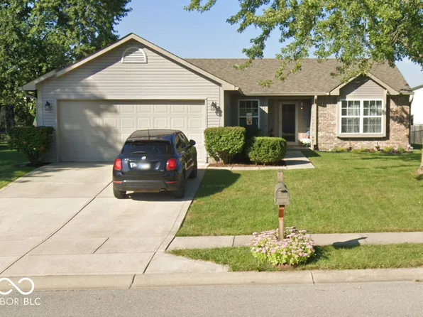 18 Meadow Creek East Blvd, Whiteland, IN 46184