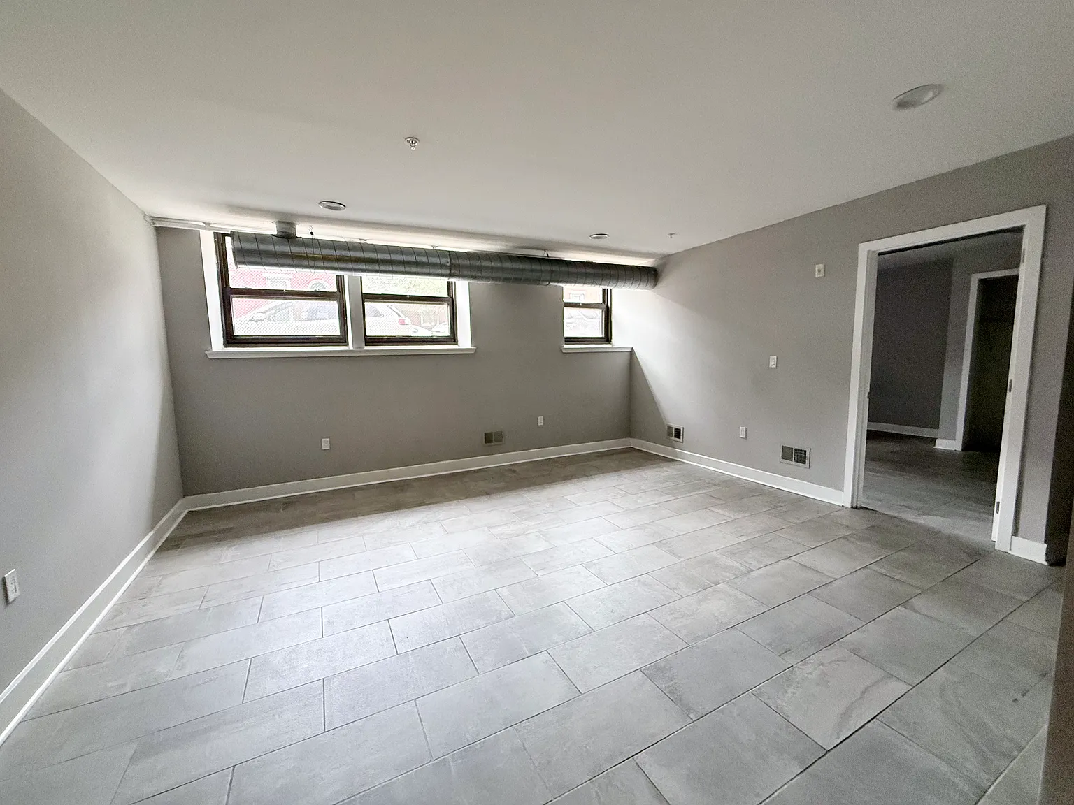 1 bed, 820 sqft, $1,550 — Photo 2