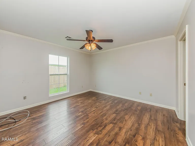 1029A Gary Dr — Photo 8