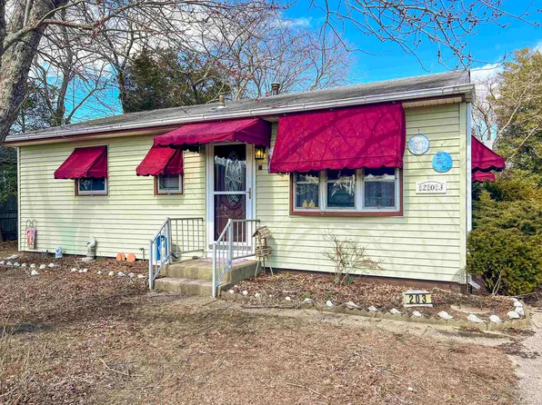 203 Rose Hill Pkwy, Cape May, NJ 08204