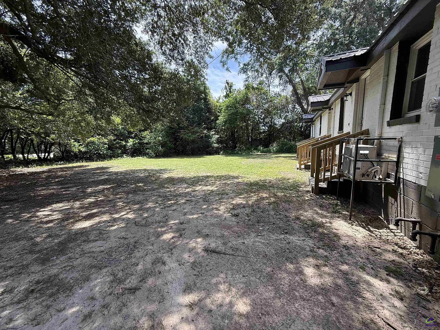 2 bed, 1.0 bath, $950 — Photo 3