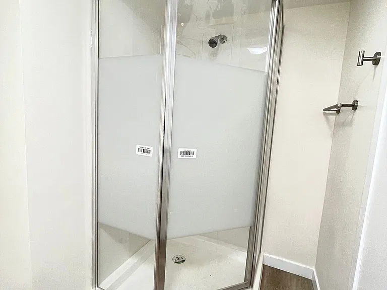 95 Diffin Dr — Photo 15
