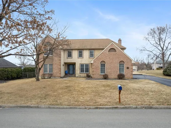 444 Kevin Dr, Bethlehem, PA 18017