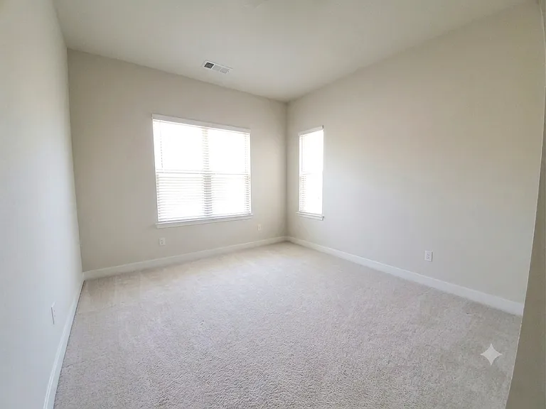 14341 E Tennessee Ave — Photo 5