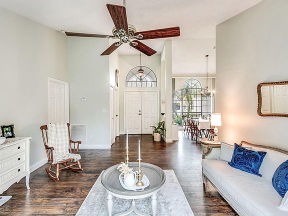 4th image of 3675 Mary Lou Ln