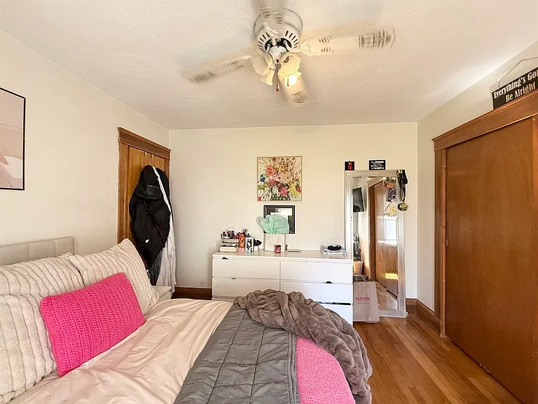 91 Shore Dr #2 — Photo 21