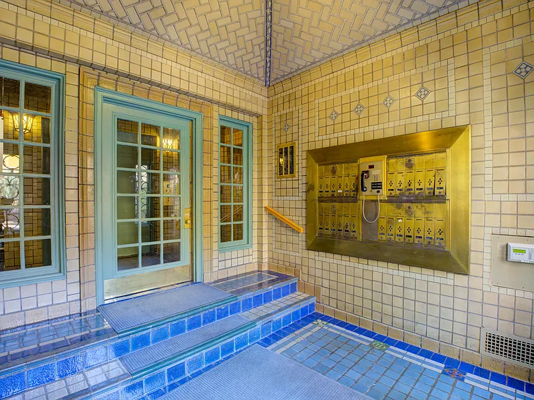 1572 Massachusetts Ave #41 — Photo 4