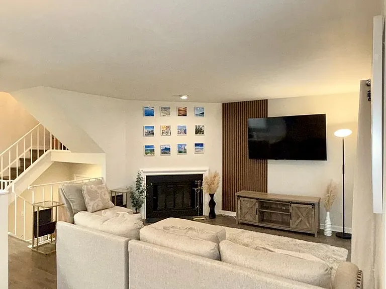 18616 Pier Point Pl — Photo 4