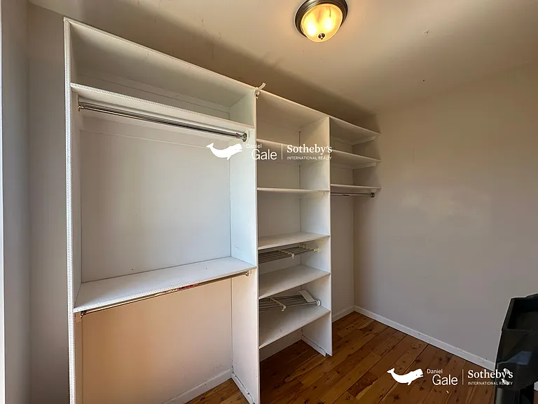 400 5th Ave #3 — Photo 5