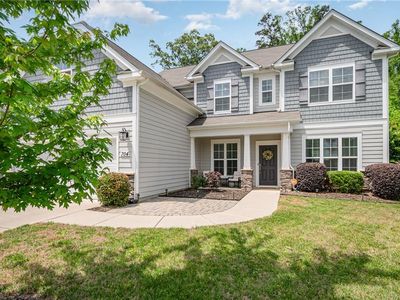 704 Blue Moon Ct, Greensboro, NC, 27455