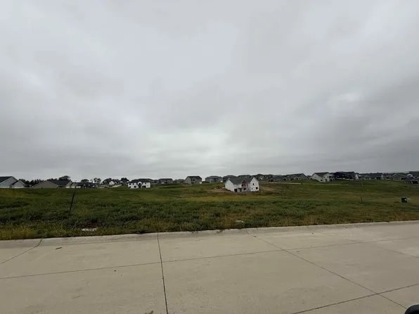 LOT 85 Wagon Wheel Ln, Dubuque, IA 52002