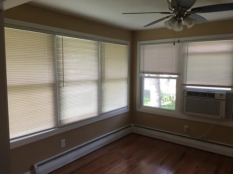 1026 W Lorain St — Photo 28