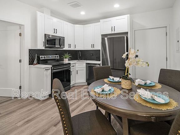 3rd image of 4978-4988 Genesee Ave #4982