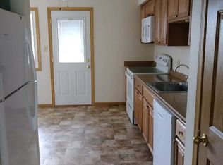 1008 7th Ave APT 2B, Camanche, IA 52730