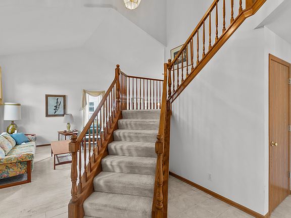 4th image of 117 Galvin Pkwy