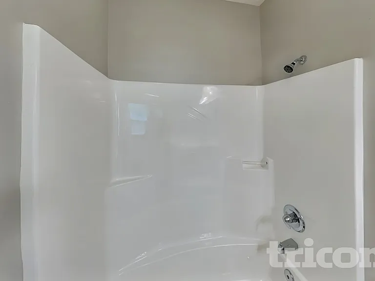 303 Gale Ct — Photo 14
