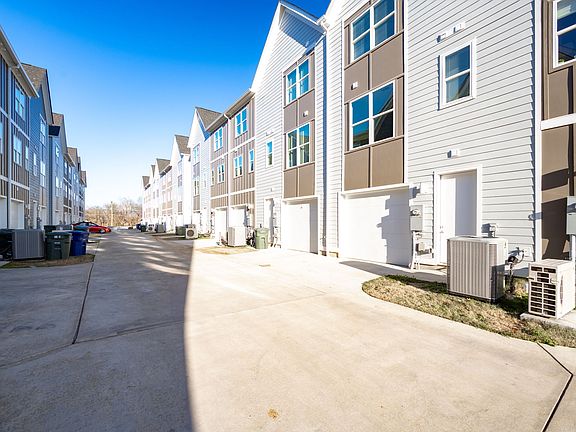 2nd image of 2310 E 18th Street Pl