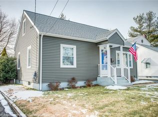 244 Clews St, Pawtucket, RI 02861